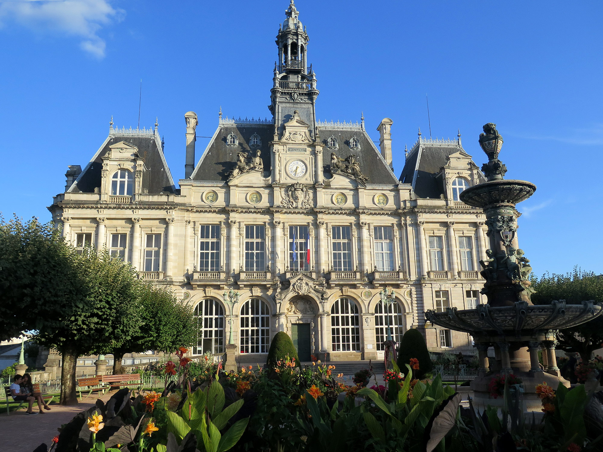 Hôtel-de-ville de Limoges (Photo License CC-BY-SA-4.0)